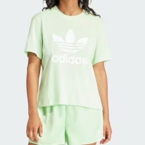 ADIDAS Women’s Adicolor Trefoil Boxy T-Shirt Semi Green Spark Size L NEW